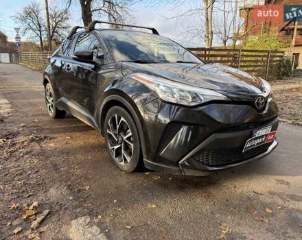 Чорний Тойота C-HR, об'ємом двигуна 2 л та пробігом 38 тис. км за 21990 $, фото 2 на Automoto.ua
