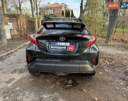 Чорний Тойота C-HR, об'ємом двигуна 2 л та пробігом 38 тис. км за 21990 $, фото 6 на Automoto.ua