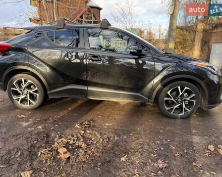 Чорний Тойота C-HR, об'ємом двигуна 2 л та пробігом 38 тис. км за 21990 $, фото 3 на Automoto.ua