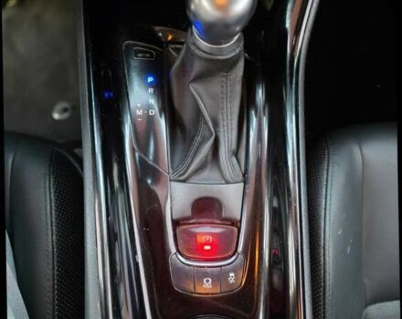 Черный Тойота C-HR, объемом двигателя 2 л и пробегом 28 тыс. км за 4400 $, фото 10 на Automoto.ua