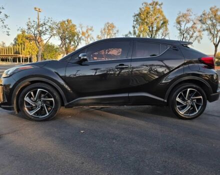 Черный Тойота C-HR, объемом двигателя 2 л и пробегом 28 тыс. км за 4400 $, фото 5 на Automoto.ua
