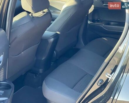 Черный Тойота C-HR, объемом двигателя 0 л и пробегом 2 тыс. км за 32750 $, фото 25 на Automoto.ua