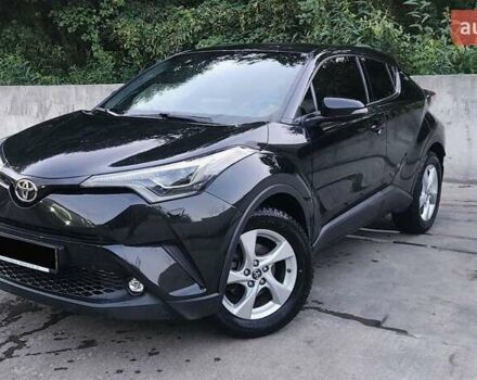 Черный Тойота C-HR, объемом двигателя 1.2 л и пробегом 138 тыс. км за 18000 $, фото 1 на Automoto.ua
