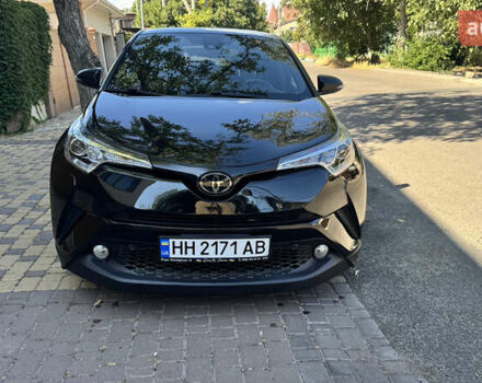Черный Тойота C-HR, объемом двигателя 1.99 л и пробегом 86 тыс. км за 17400 $, фото 1 на Automoto.ua
