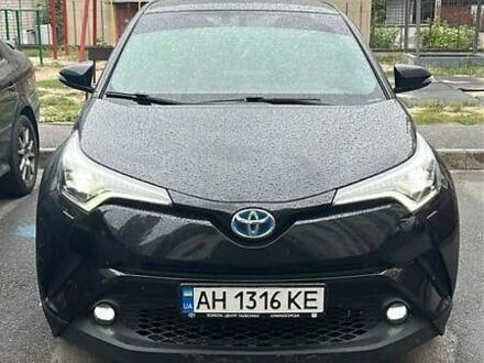 Тойота C-HR 2017 в Харькове на Automoto.ua Черный Тойота C-HR, объемом двигателя 1.8 л и пробегом 138 тыс. км за 24500 $, фото 1 на Automoto.ua
