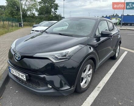 Черный Тойота C-HR, объемом двигателя 1.8 л и пробегом 120 тыс. км за 18917 $, фото 1 на Automoto.ua