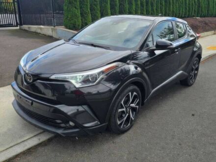 Тойота C-HR 2018 у Мукачеве на Automoto.ua Чорний Тойота C-HR, об'ємом двигуна 2 л та пробігом 65 тис. км за 17500 $, фото 1 на Automoto.ua