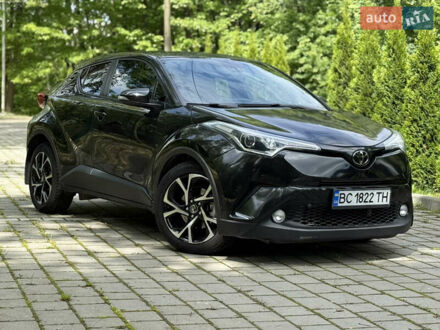 Тойота C-HR 2018 у Трускавце на Automoto.ua Чорний Тойота C-HR, об'ємом двигуна 1.99 л та пробігом 65 тис. км за 22000 $, фото 1 на Automoto.ua