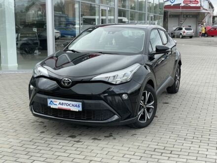 Тойота C-HR 2019 в Полтаве на Automoto.ua Черный Тойота C-HR, объемом двигателя 1.2 л и пробегом 76 тыс. км за 19900 $, фото 1 на Automoto.ua