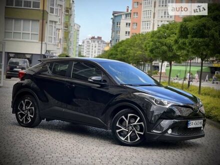 Черный Тойота C-HR, объемом двигателя 2 л и пробегом 56 тыс. км за 22500 $, фото 1 на Automoto.ua