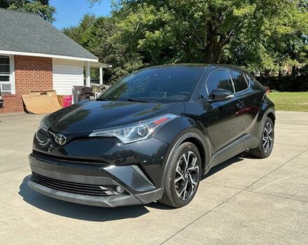Черный Тойота C-HR, объемом двигателя 2 л и пробегом 41 тыс. км за 11000 $, фото 1 на Automoto.ua