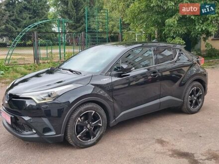 Тойота C-HR 2019 в Житомире на Automoto.ua Черный Тойота C-HR, объемом двигателя 1.8 л и пробегом 105 тыс. км за 24800 $, фото 1 на Automoto.ua