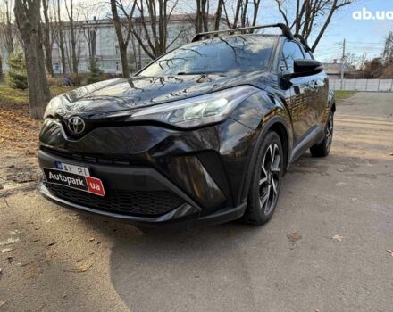 Черный Тойота C-HR, объемом двигателя 2 л и пробегом 38 тыс. км за 21990 $, фото 1 на Automoto.ua
