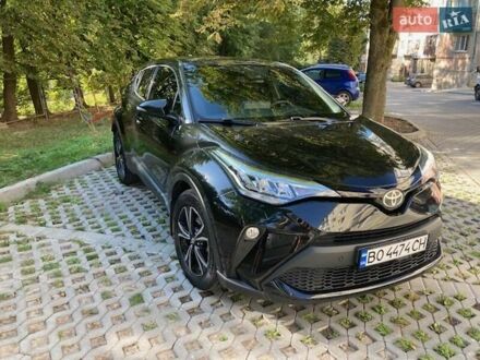 Черный Тойота C-HR, объемом двигателя 1.2 л и пробегом 23 тыс. км за 25570 $, фото 1 на Automoto.ua