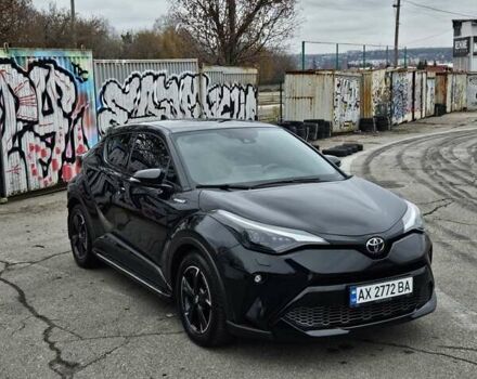 Черный Тойота C-HR, объемом двигателя 1.99 л и пробегом 57 тыс. км за 30000 $, фото 1 на Automoto.ua