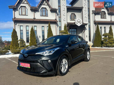Тойота C-HR 2022 в Киеве на Automoto.ua Черный Тойота C-HR, объемом двигателя 1.8 л и пробегом 54 тыс. км за 29500 $, фото 1 на Automoto.ua