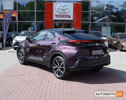 Фиолетовый Тойота C-HR, объемом двигателя 2 л и пробегом 17 тыс. км за 39500 $, фото 1 на Automoto.ua