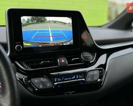 Фіолетовий Тойота C-HR, об'ємом двигуна 1.8 л та пробігом 42 тис. км за 33000 $, фото 27 на Automoto.ua