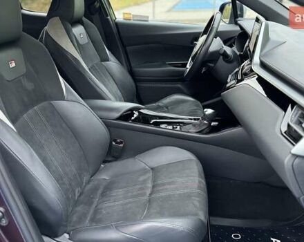 Фіолетовий Тойота C-HR, об'ємом двигуна 1.8 л та пробігом 42 тис. км за 33000 $, фото 20 на Automoto.ua