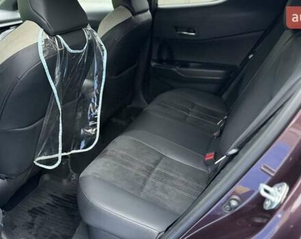 Фіолетовий Тойота C-HR, об'ємом двигуна 1.8 л та пробігом 42 тис. км за 33000 $, фото 17 на Automoto.ua