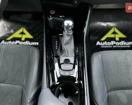 Фіолетовий Тойота C-HR, об'ємом двигуна 1.8 л та пробігом 42 тис. км за 33000 $, фото 25 на Automoto.ua