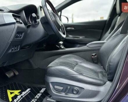 Фіолетовий Тойота C-HR, об'ємом двигуна 1.8 л та пробігом 42 тис. км за 33000 $, фото 14 на Automoto.ua