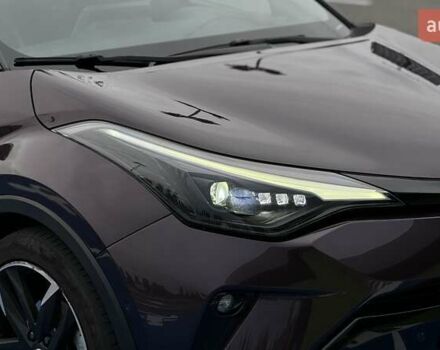 Фіолетовий Тойота C-HR, об'ємом двигуна 1.8 л та пробігом 42 тис. км за 33000 $, фото 36 на Automoto.ua