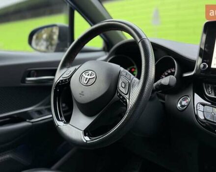 Фіолетовий Тойота C-HR, об'ємом двигуна 1.8 л та пробігом 42 тис. км за 33000 $, фото 22 на Automoto.ua