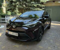 Фиолетовый Тойота C-HR, объемом двигателя 1.99 л и пробегом 40 тыс. км за 33600 $, фото 1 на Automoto.ua