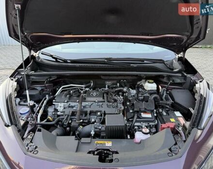 Фиолетовый Тойота C-HR, объемом двигателя 1.8 л и пробегом 2 тыс. км за 35300 $, фото 62 на Automoto.ua