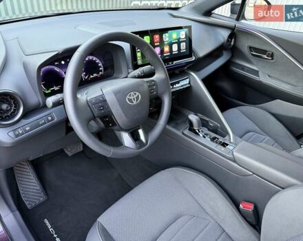 Фиолетовый Тойота C-HR, объемом двигателя 1.8 л и пробегом 2 тыс. км за 35300 $, фото 49 на Automoto.ua