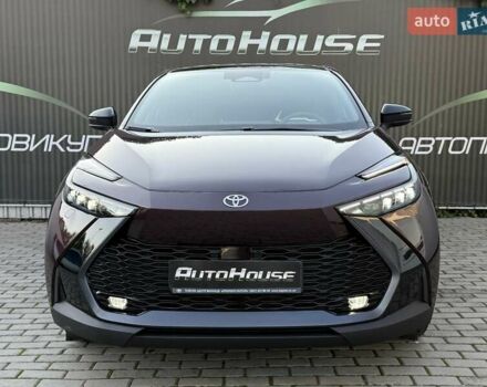 Фиолетовый Тойота C-HR, объемом двигателя 1.8 л и пробегом 2 тыс. км за 35300 $, фото 2 на Automoto.ua