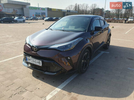 Тойота C-HR 2023 в Житомире на Automoto.ua Фиолетовый Тойота C-HR, объемом двигателя 1.99 л и пробегом 8 тыс. км за 36000 $, фото 1 на Automoto.ua