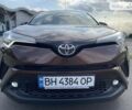 Коричневый Тойота C-HR, объемом двигателя 1.2 л и пробегом 48 тыс. км за 23300 $, фото 1 на Automoto.ua