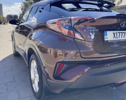 Коричневый Тойота C-HR, объемом двигателя 0 л и пробегом 128 тыс. км за 23900 $, фото 1 на Automoto.ua