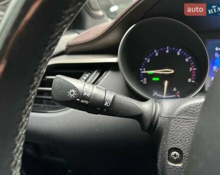 Коричневий Тойота C-HR, об'ємом двигуна 1.99 л та пробігом 130 тис. км за 22990 $, фото 13 на Automoto.ua