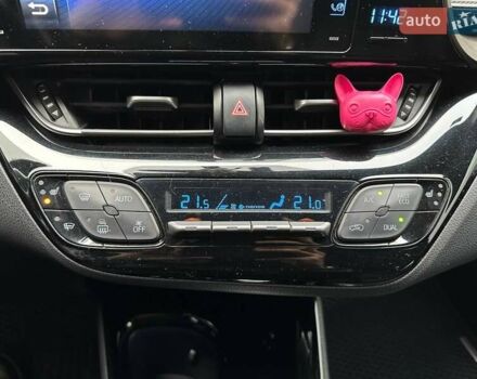 Коричневий Тойота C-HR, об'ємом двигуна 1.99 л та пробігом 130 тис. км за 22990 $, фото 19 на Automoto.ua