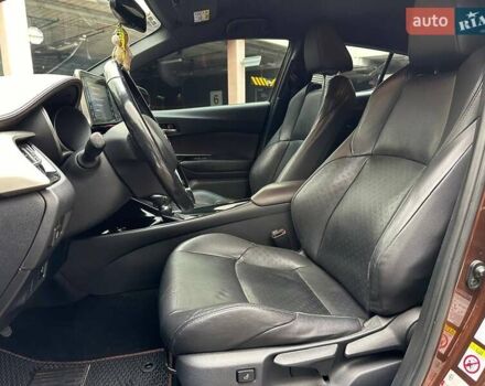 Коричневий Тойота C-HR, об'ємом двигуна 1.99 л та пробігом 130 тис. км за 22990 $, фото 8 на Automoto.ua
