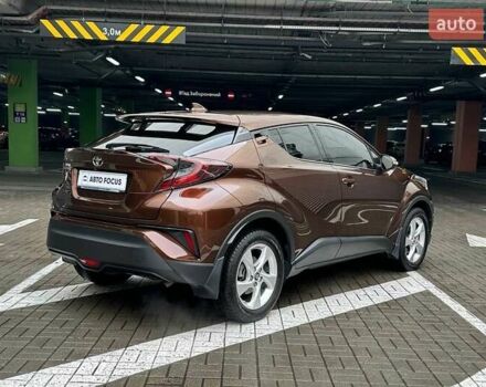 Коричневий Тойота C-HR, об'ємом двигуна 1.99 л та пробігом 130 тис. км за 22990 $, фото 6 на Automoto.ua