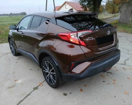 Коричневий Тойота C-HR, об'ємом двигуна 1.2 л та пробігом 66 тис. км за 9000 $, фото 2 на Automoto.ua