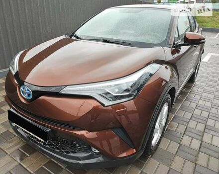 Коричневый Тойота C-HR, объемом двигателя 1.8 л и пробегом 65 тыс. км за 24900 $, фото 3 на Automoto.ua