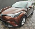 Коричневий Тойота C-HR, об'ємом двигуна 1.8 л та пробігом 65 тис. км за 24900 $, фото 1 на Automoto.ua