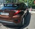 Коричневый Тойота C-HR, объемом двигателя 1.2 л и пробегом 64 тыс. км за 19980 $, фото 1 на Automoto.ua
