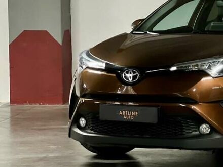Тойота C-HR 2016 в Харькове на Automoto.ua Коричневый Тойота C-HR, объемом двигателя 1.2 л и пробегом 52 тыс. км за 21999 $, фото 1 на Automoto.ua