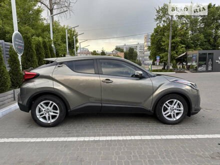 Коричневый Тойота C-HR, объемом двигателя 2 л и пробегом 16 тыс. км за 24900 $, фото 1 на Automoto.ua