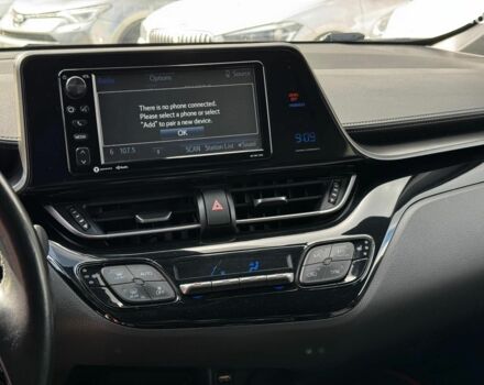 Красный Тойота C-HR, объемом двигателя 2 л и пробегом 76 тыс. км за 17690 $, фото 14 на Automoto.ua