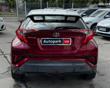 Красный Тойота C-HR, объемом двигателя 2 л и пробегом 76 тыс. км за 17690 $, фото 2 на Automoto.ua