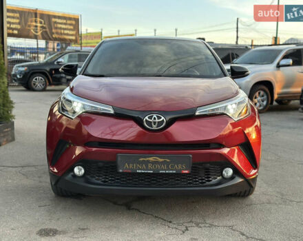 Красный Тойота C-HR, объемом двигателя 1.2 л и пробегом 138 тыс. км за 17500 $, фото 6 на Automoto.ua