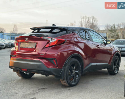 Красный Тойота C-HR, объемом двигателя 1.2 л и пробегом 138 тыс. км за 17500 $, фото 9 на Automoto.ua