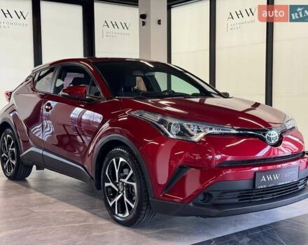 Красный Тойота C-HR, объемом двигателя 1.99 л и пробегом 59 тыс. км за 16500 $, фото 8 на Automoto.ua